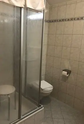 Basic Tek Büyük Yataklı Oda