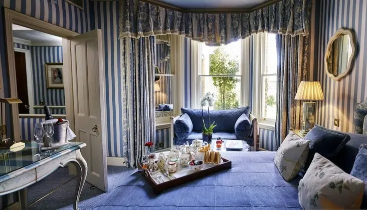 Deluxe Oda, 1 Büyük (Queen) Boy Yatak