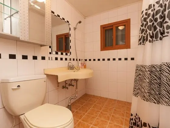 Üç Kişilik Oda, Özel Banyo (3 Single Beds)