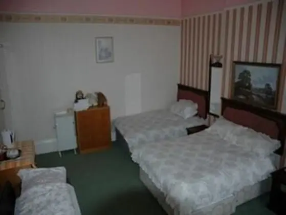 Süit, Banyolu/Duşlu (2 Adults & 2 Children)