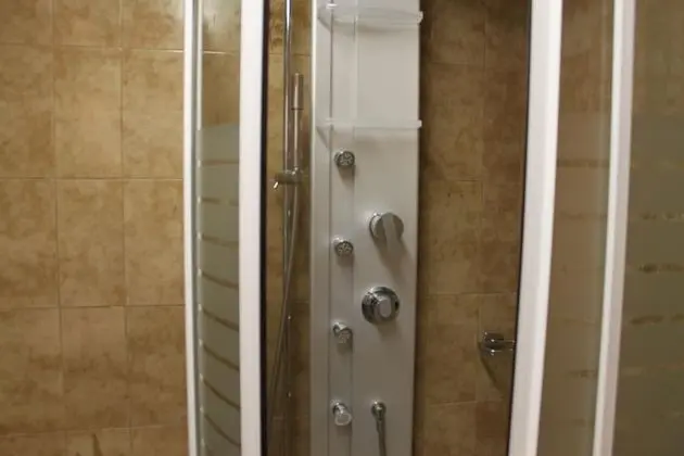 Tek Büyük veya İki Ayrı Yataklı Oda, Dağ Manzaralı (with Extra Bed)
