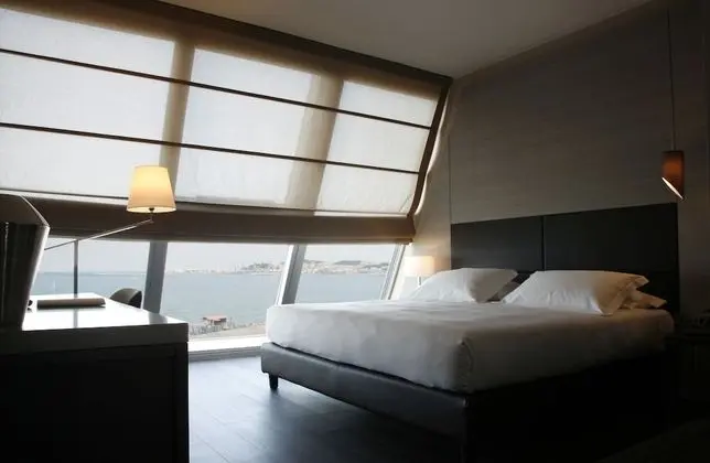 Superior Büyük Yataklı Tek Kişilik Oda