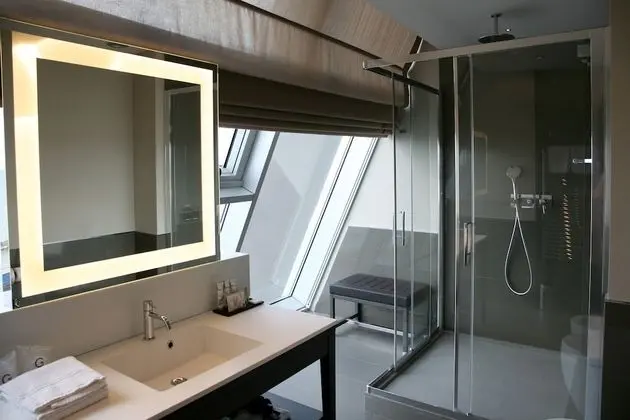 Superior Büyük Yataklı Tek Kişilik Oda