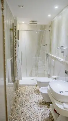 Panoramic Süit, Kanal Manzaralı