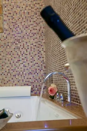 Panoramic Süit, Kanal Manzaralı