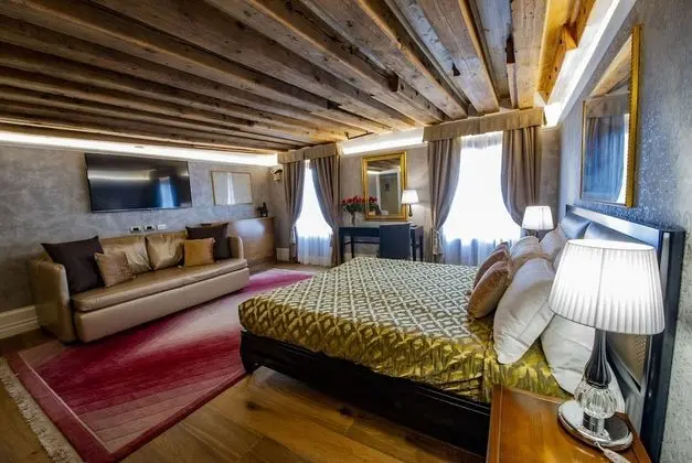 Deluxe Tek Büyük Yataklı Oda, 1 Büyük (Queen) Boy Yatak ve Çekyat, Kanal Manzaralı (San Salvador)