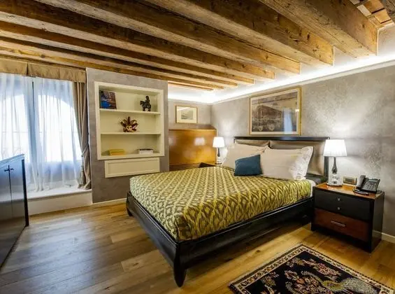 Standard Tek Büyük Yataklı Oda, Kanal Manzaralı (San Salvador)