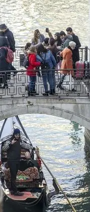 Standard Tek Büyük Yataklı Oda, Kanal Manzaralı (San Salvador)