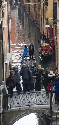 Superior Tek Büyük Yataklı Oda, Kanal Manzaralı (San Salvador)