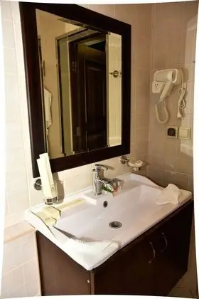 Comfort Tek Büyük Yataklı Oda, 2 Yatak Odası
