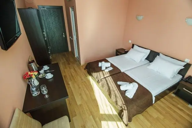 Economy İki Ayrı Yataklı Oda
