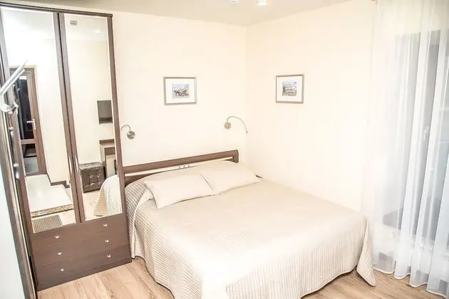 Comfort Tek Büyük Yataklı Oda