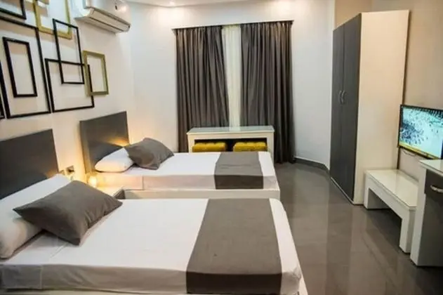Deluxe Tek Büyük Yataklı Oda