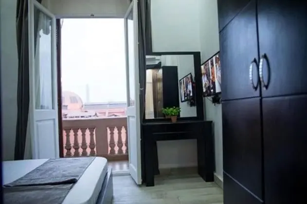 Deluxe Tek Büyük Yataklı Oda