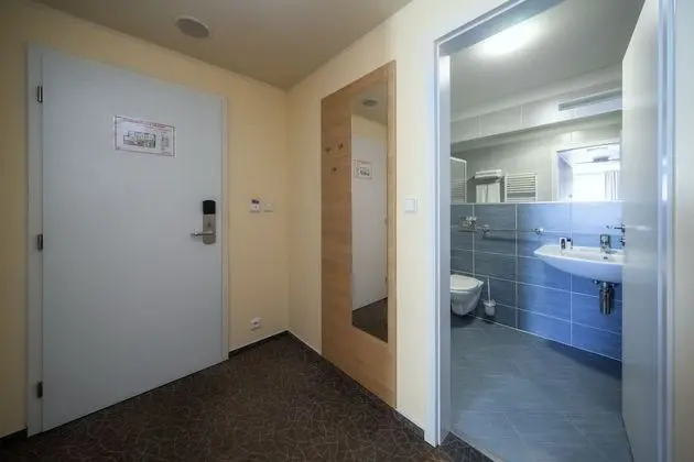 Standard Tek Büyük veya İki Ayrı Yataklı Oda