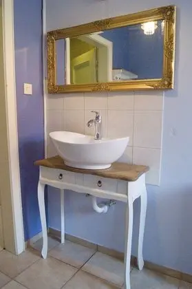 Romantic Apart Daire (NR 1 1th Floor Incl. cleaning fee 40)