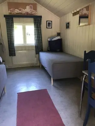 Basic Kulübe, Ortak Banyo