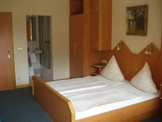 Tek Büyük Yataklı Oda, Balkon