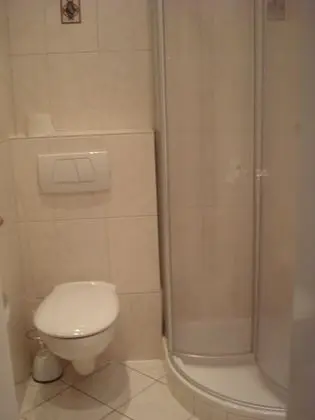 Tek Büyük Yataklı Oda, Balkon