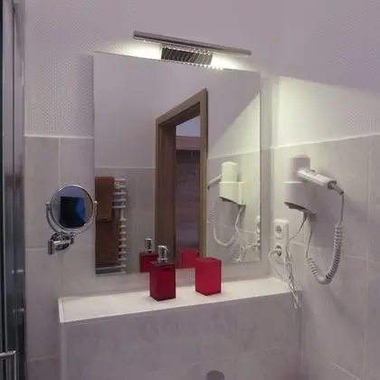 Classic Tek Büyük Yataklı Oda, Buzdolabı ve Mikrodalga