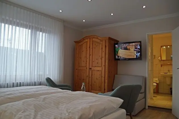 Comfort Tek Büyük Yataklı Oda