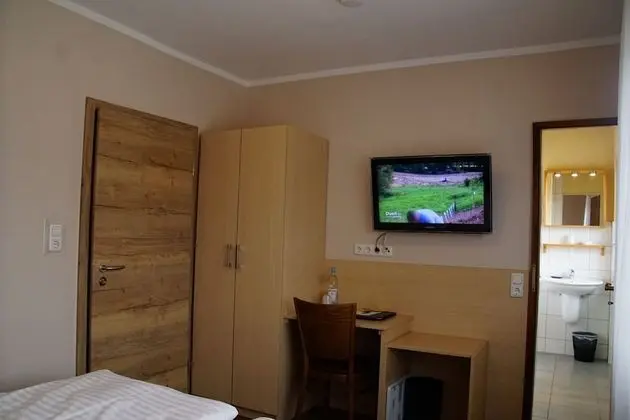 Tek Büyük Yataklı Oda