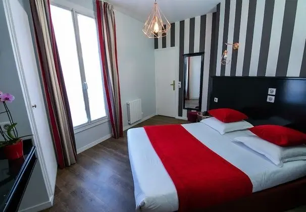 Tek Büyük Yataklı Oda (with extra bed)