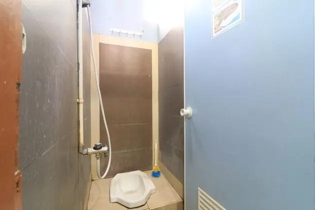 Tek Kişilik Oda, Ortak Banyo