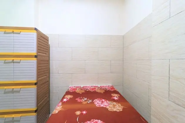 Tek Kişilik Oda, Ortak Banyo