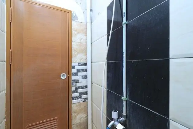 Tek Kişilik Oda, Ortak Banyo