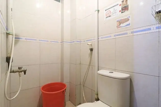 Tek Kişilik Oda, Ortak Banyo