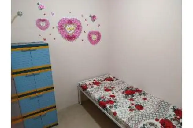 SINGLE