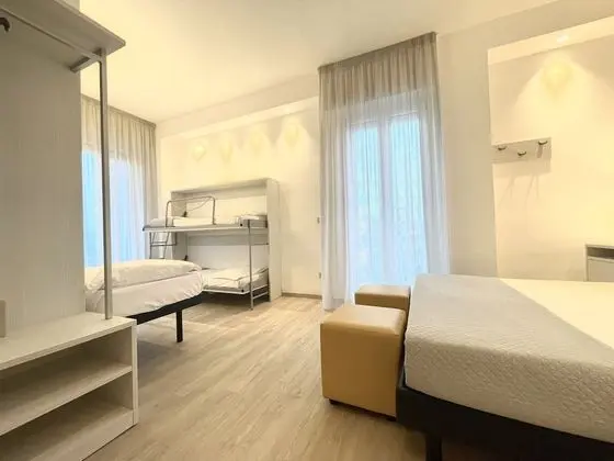 Oda, Deniz Manzaralı