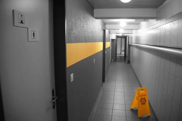 Basic Ortak Ranzalı Oda, Ortak Banyo