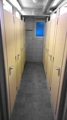 Dört Kişilik Oda, Ortak Banyo, Dağ Manzaralı