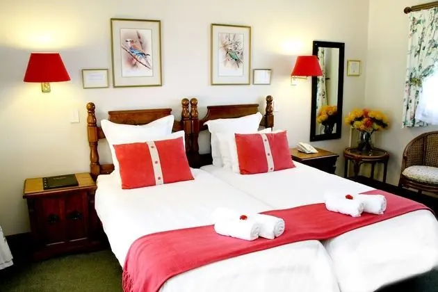 Classic İki Ayrı Yataklı Oda (Rose Court)