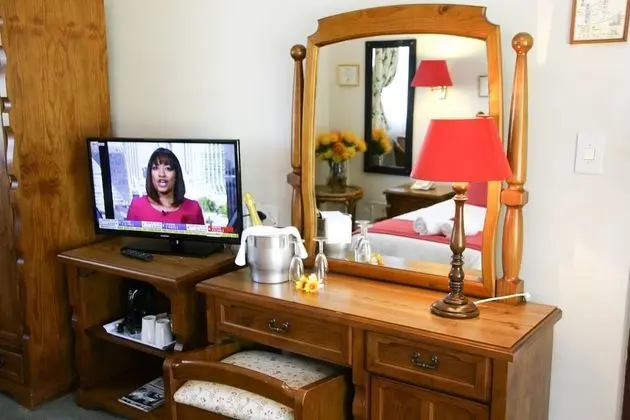 Classic İki Ayrı Yataklı Oda (Rose Court)