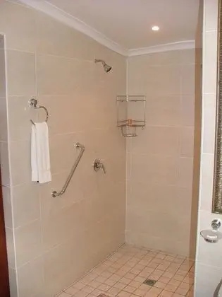 Classic İki Ayrı Yataklı Oda (Rose Court)