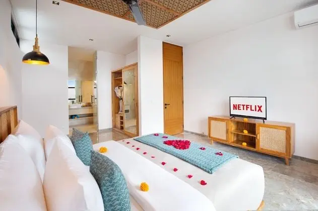Royal Villa, 3 Yatak Odası, Kişiye Özel Havuzlu (Hot Tub)