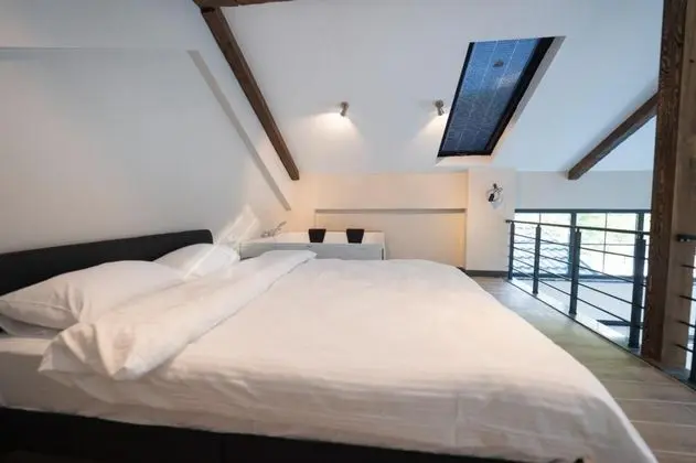 Villa 3+1 Oda, Orman veya Havuz Manzaralı, Jakuzili ve Özel Bahçeli