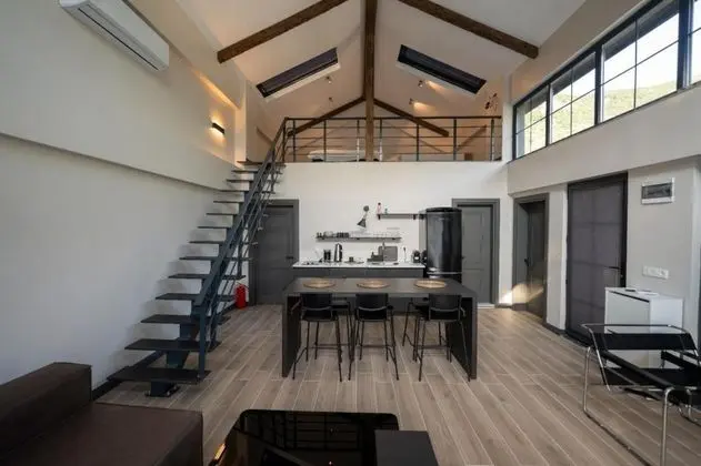 Villa 3+1 Oda, Orman veya Havuz Manzaralı, Jakuzili ve Özel Bahçeli
