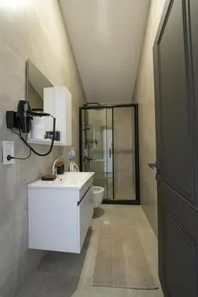 Villa 3+1 Oda, Orman veya Havuz Manzaralı, Jakuzili ve Özel Bahçeli