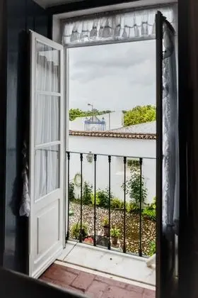 Classic Tek Büyük Yataklı Oda