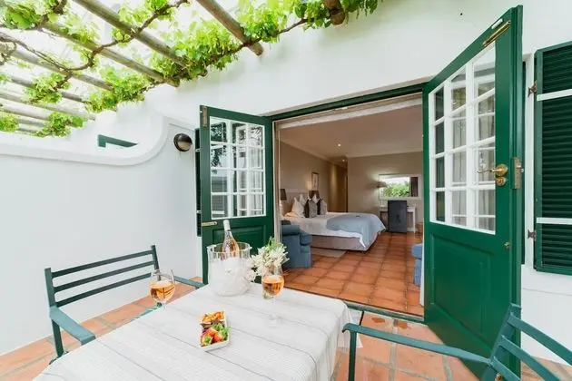 Luxury Tek Büyük Yataklı Oda