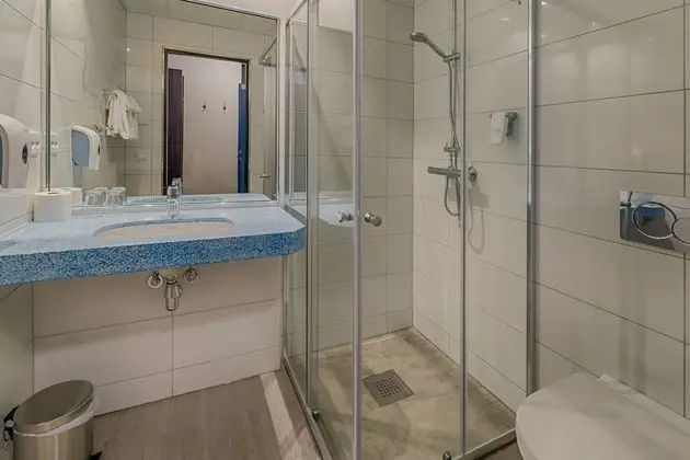 Standard Tek Büyük veya İki Ayrı Yataklı Oda, Tepe Manzaralı