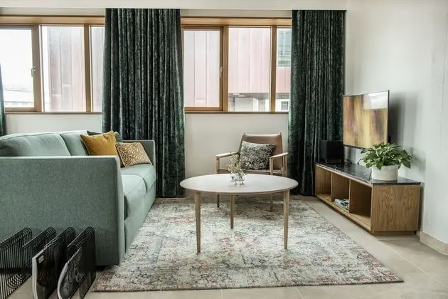 Superior Süit, Sigara İçilmez