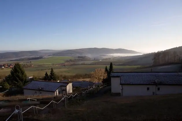 Family Apart Daire, Yamaçta