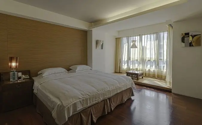 Deluxe Tek Büyük Yataklı Oda