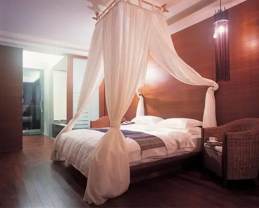 Honeymoon Tek Büyük Yataklı Oda