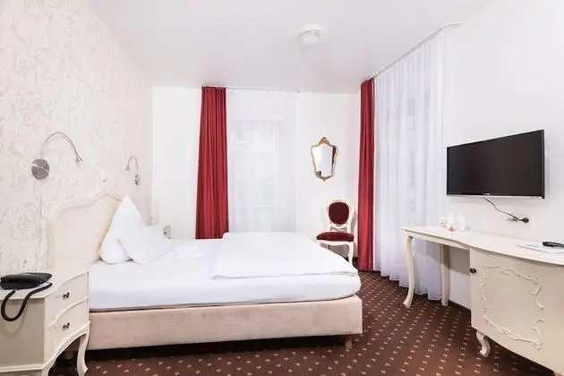 Standard Tek Büyük Yataklı Oda, 1 Büyük (Queen) Boy Yatak, Sigara İçilmez